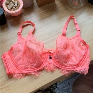 Victoria’s Secret pink lace bra
